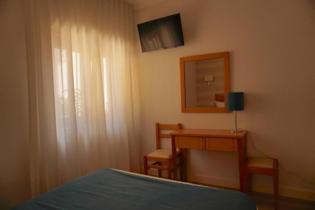 Hotel Dom Lourenco Areia Branca Buitenkant foto